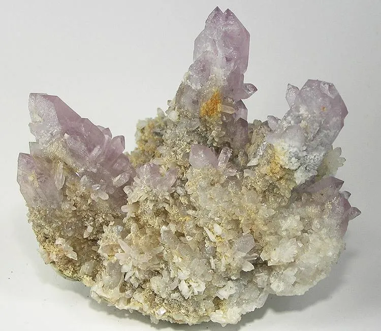 Quartz (Var: Amethyst) image
