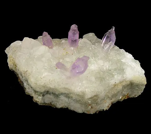 Quartz (Var: Amethyst) image