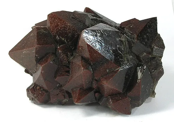 Quartz (Var: Amethyst), Hematite image