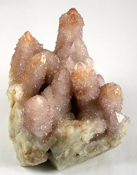 Quartz (Var: Amethyst), Quartz image