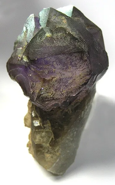 Quartz (Var: Amethyst), Quartz (Var: Smoky Quartz) image