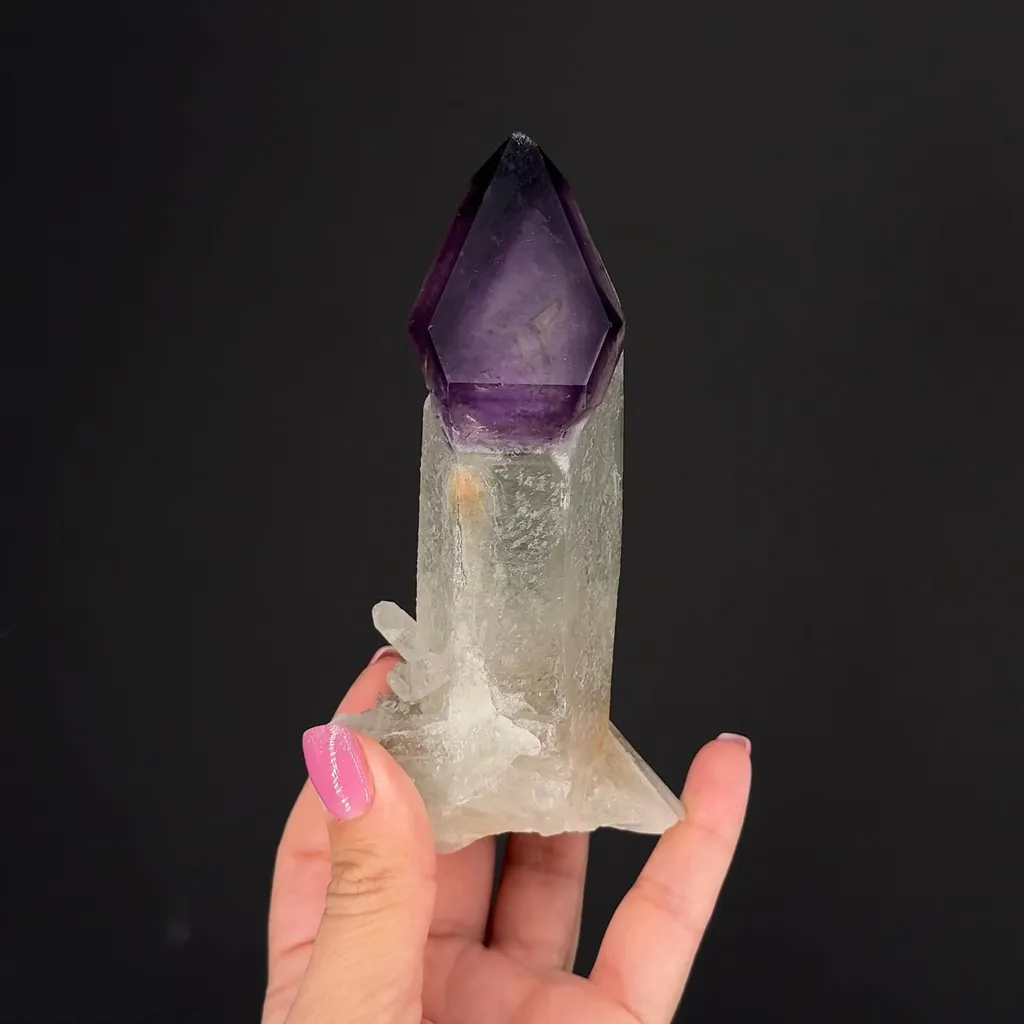 Quartz var. Amethyst (Scepter) image