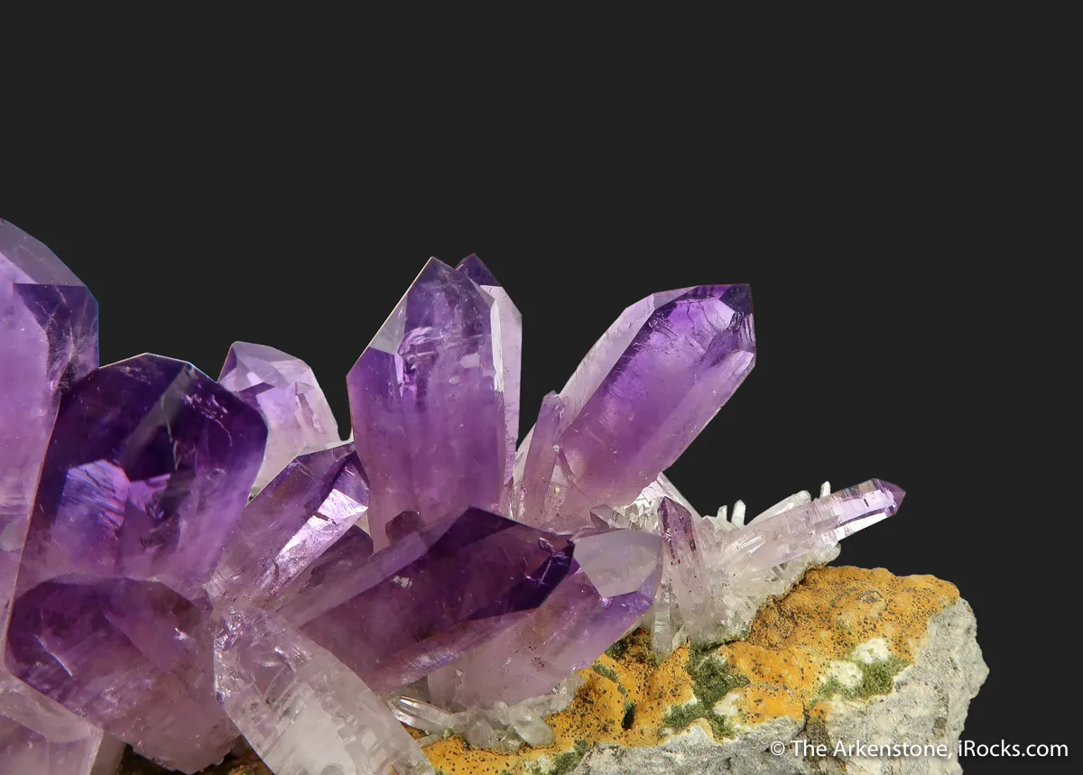 Quartz var. Amethyst with Epidote - image 5