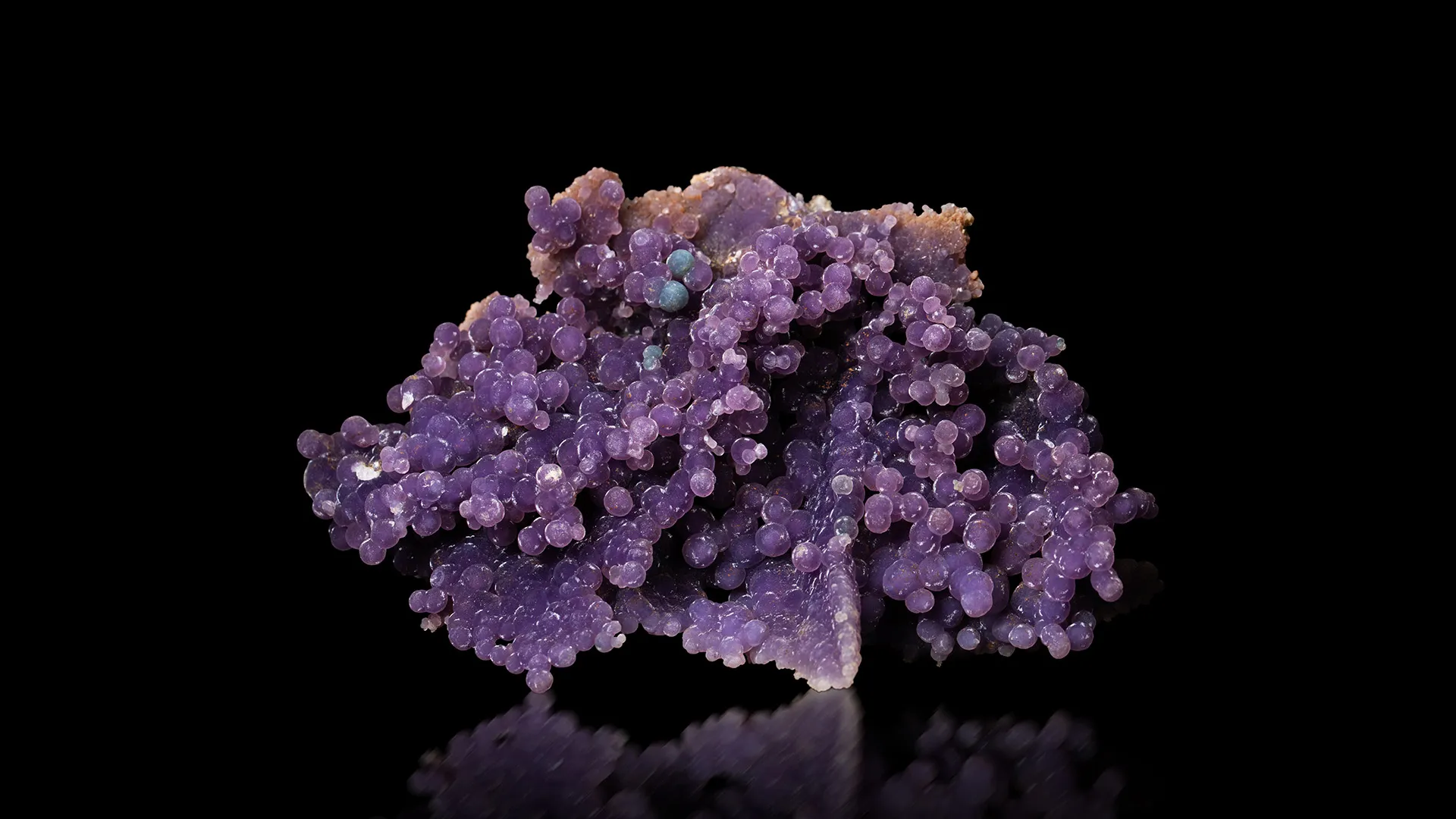 Quartz (var. Chalcedony) - image 1