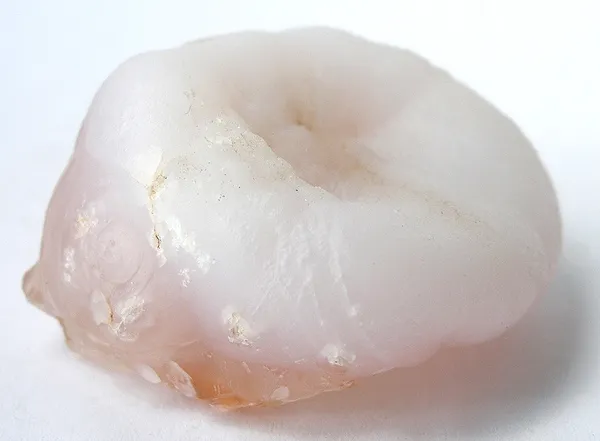 Quartz (Var: Chalcedony) image