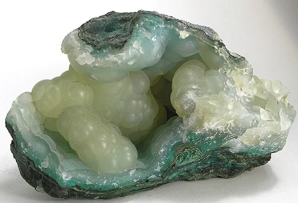 Quartz (Var: Chalcedony) image
