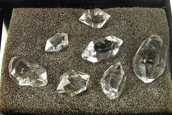 Quartz (Var: Herkimer Diamond) image