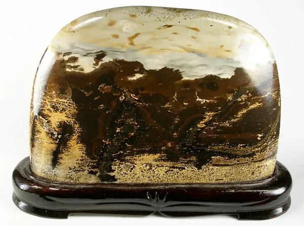 Quartz (Var: Jasper) - image 2