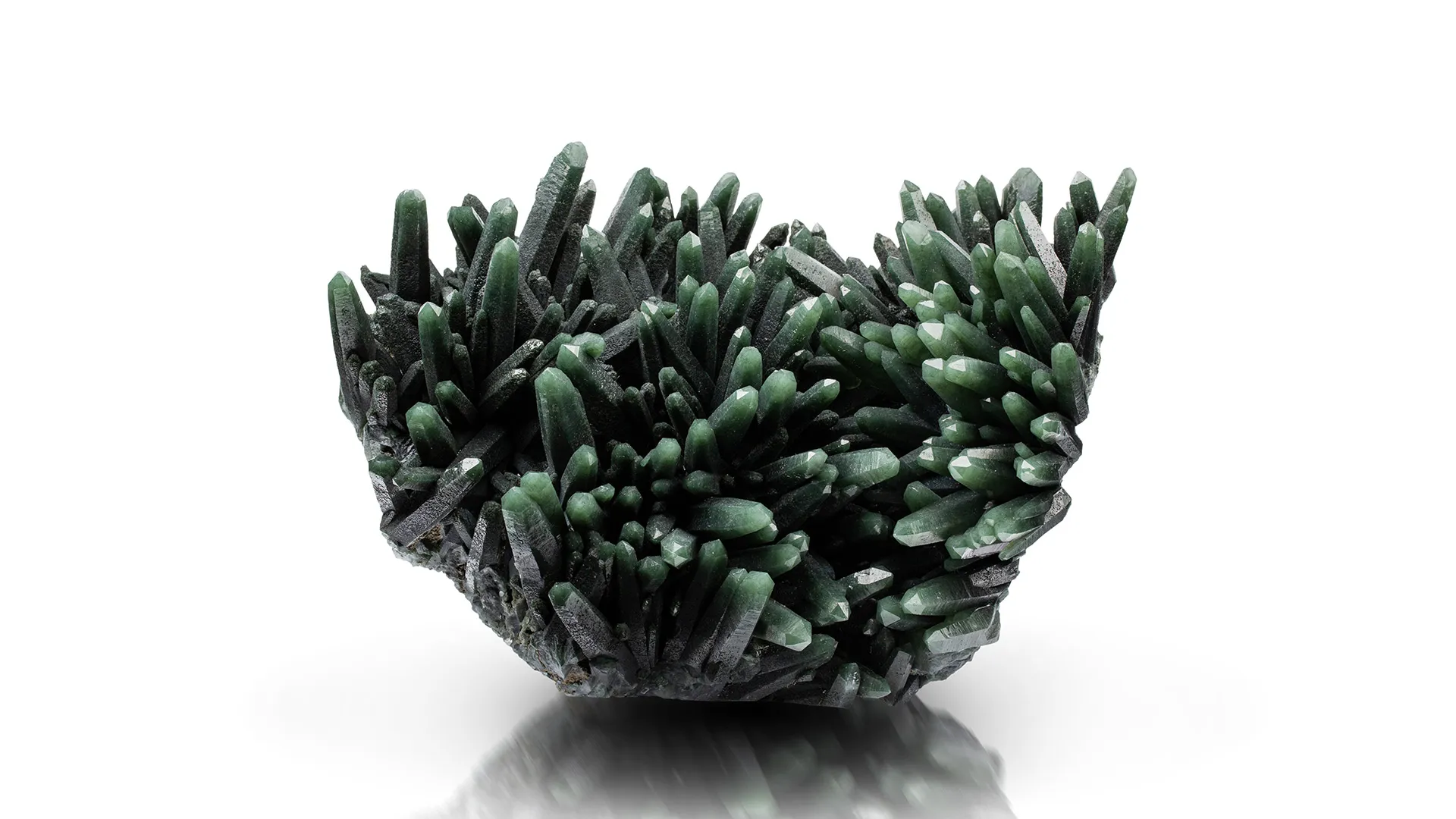 Quartz (var. Prase) - image 1