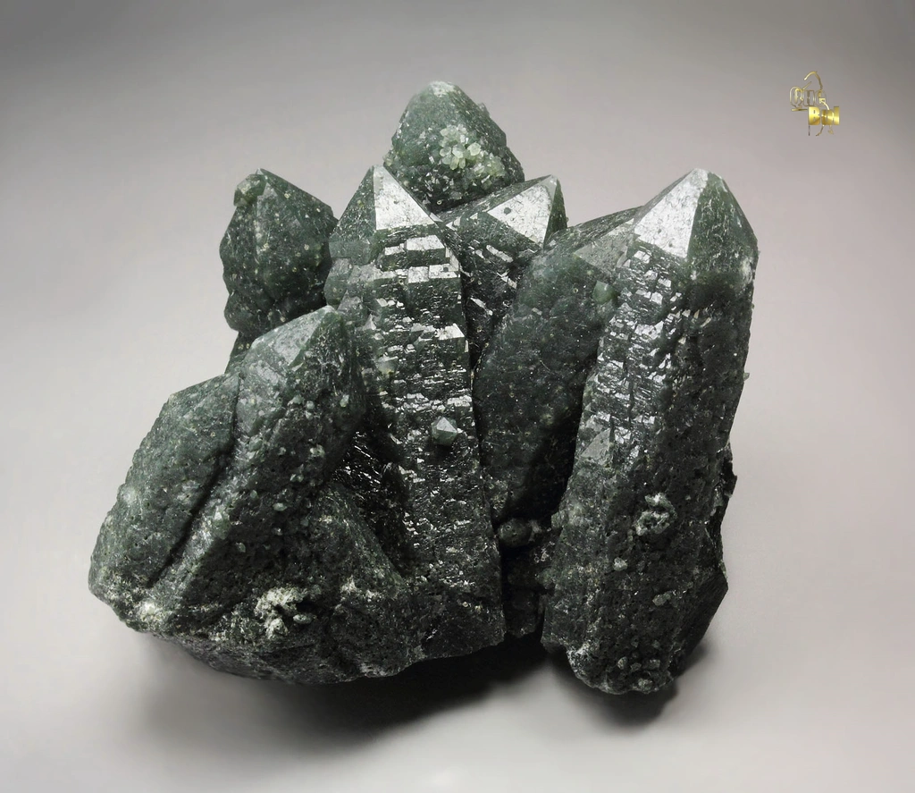 QUARTZ var. PRASE from China, Inner Mongolia, Huanggang Mine image