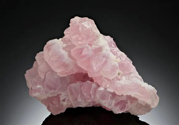 Quartz Var. Rose Quartz image