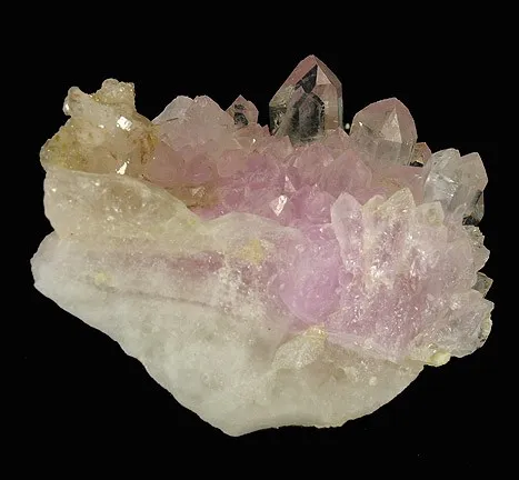 Quartz (Var: Rose Quartz) image