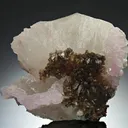 Quartz var. "Rose Quartz" with Eosphorite - image 1