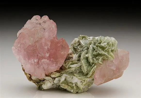 Quartz Var. Rose Quartz with Muscovite image