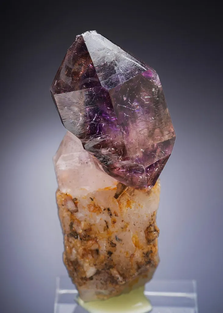 Quartz var. Sceptre Amethyst image