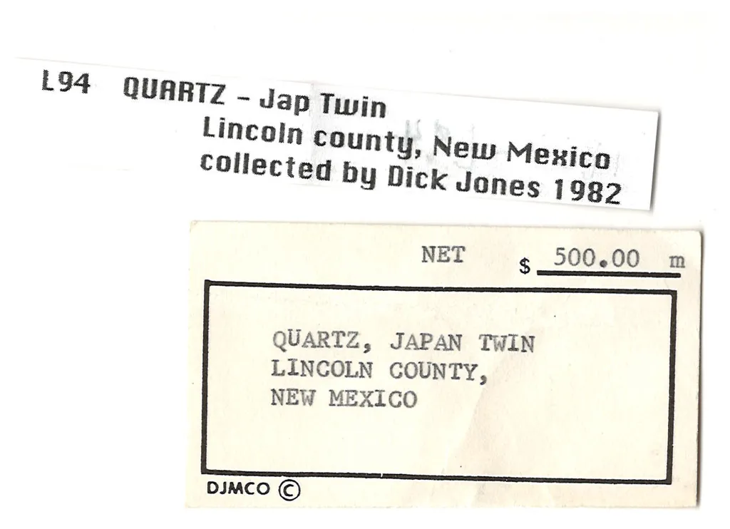 Quartz var. Smoky (Japan-law twin) - image 6