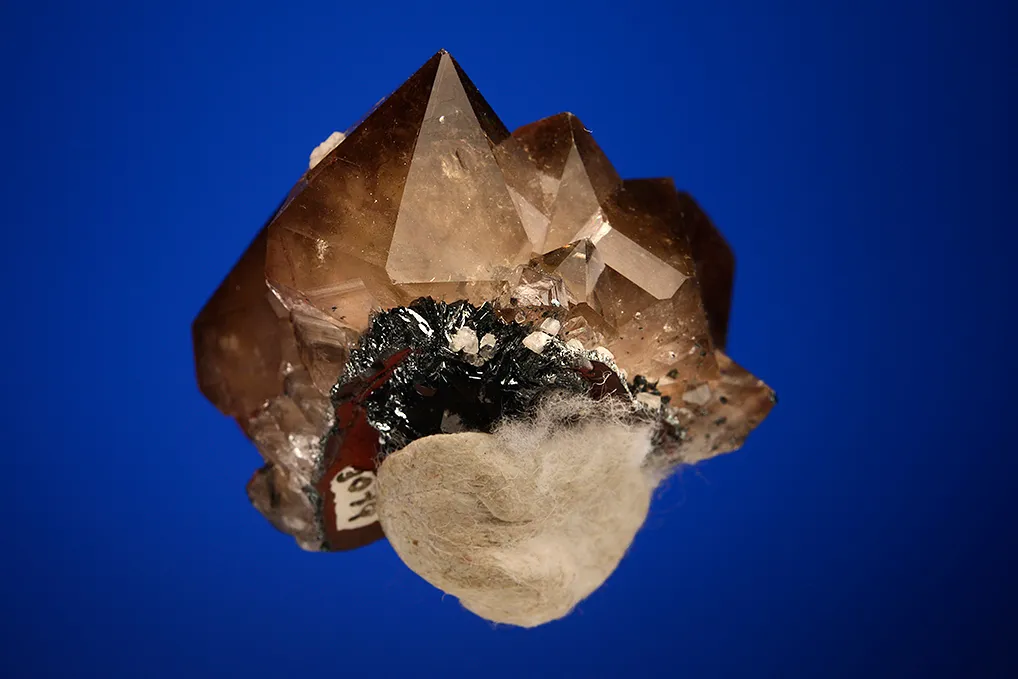 Quartz var. Smoky on Hematite - image 3