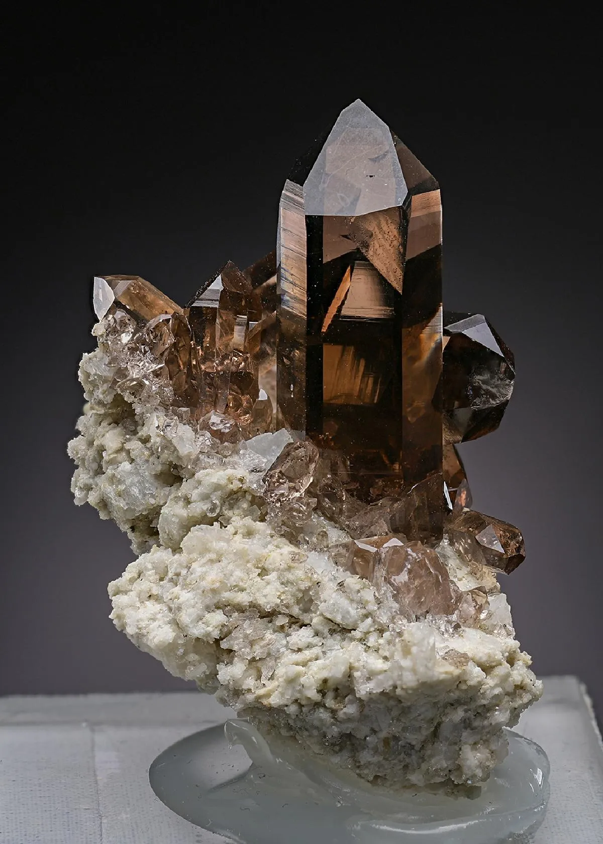 Quartz var. Smoky Quartz - image 1