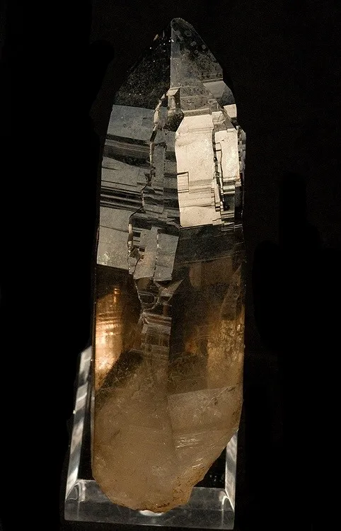 Quartz (Var: Smoky Quartz) image