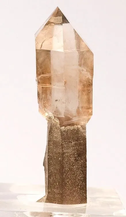Quartz (Var: Smoky Quartz) image