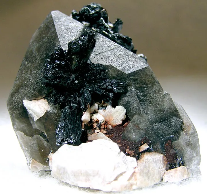 Quartz (Var: Smoky Quartz), Goethite image