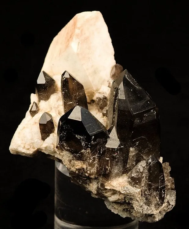 Quartz (Var: Smoky Quartz), Microcline image