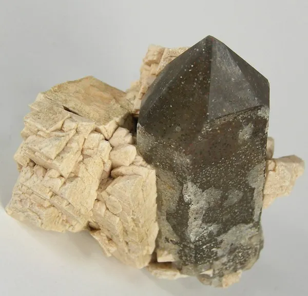 Quartz (Var: Smoky Quartz), Microcline - image 1