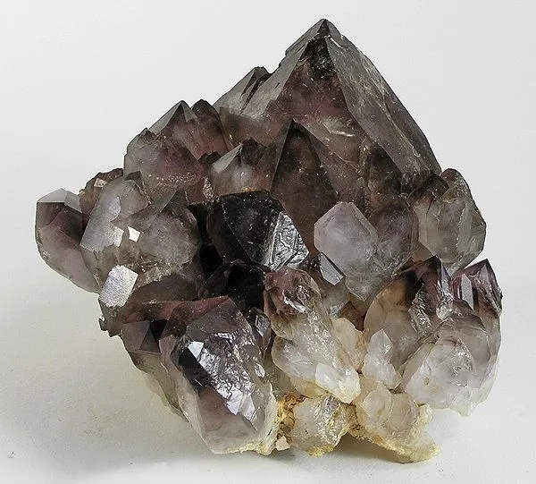 Quartz (Var: Smoky Quartz), Quartz (Var: Amethyst) image