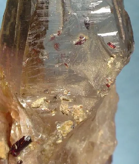 Quartz (Var: Smoky Quartz), Rutile - image 2