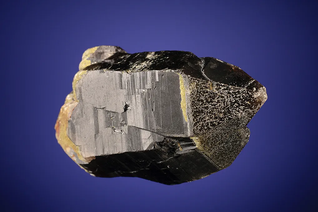 Quartz var. Smoky (twin?) - image 4