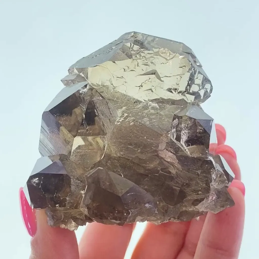 Quartz var. Smoky with Gwindel - image 2