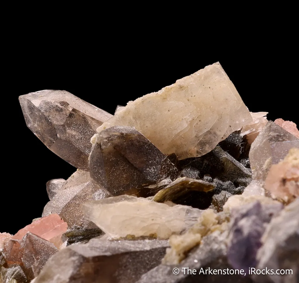 Quartz var. Smoky with Rhodochrosite & Bertrandite - image 6