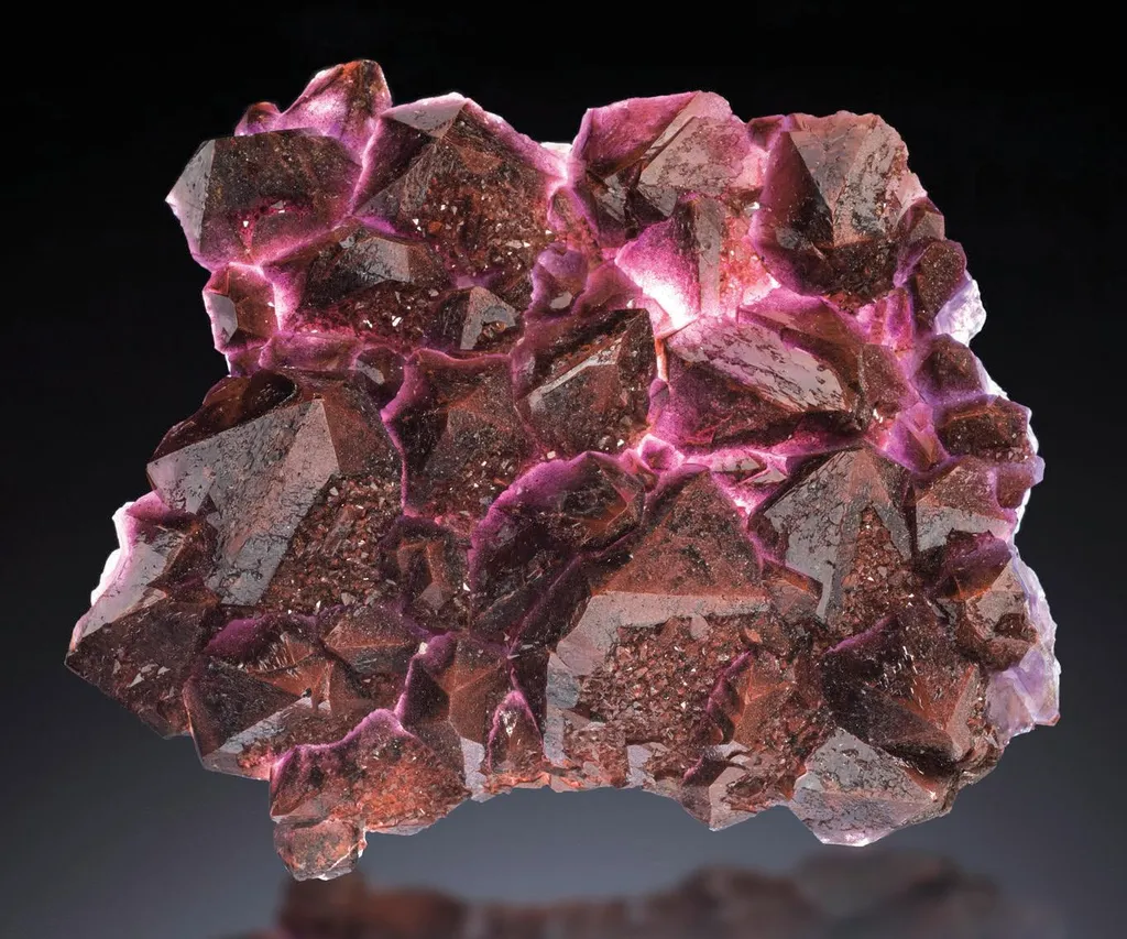 Quartz (variety Amethyst) image