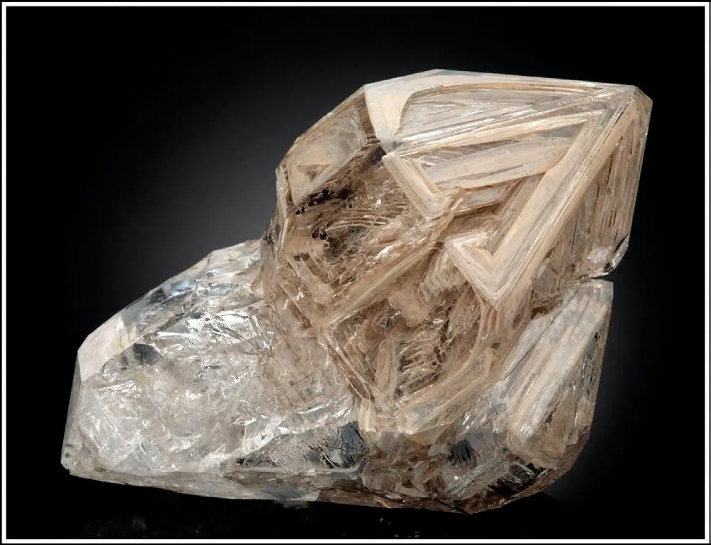 Quartz (variety “fenster” Quartz) image