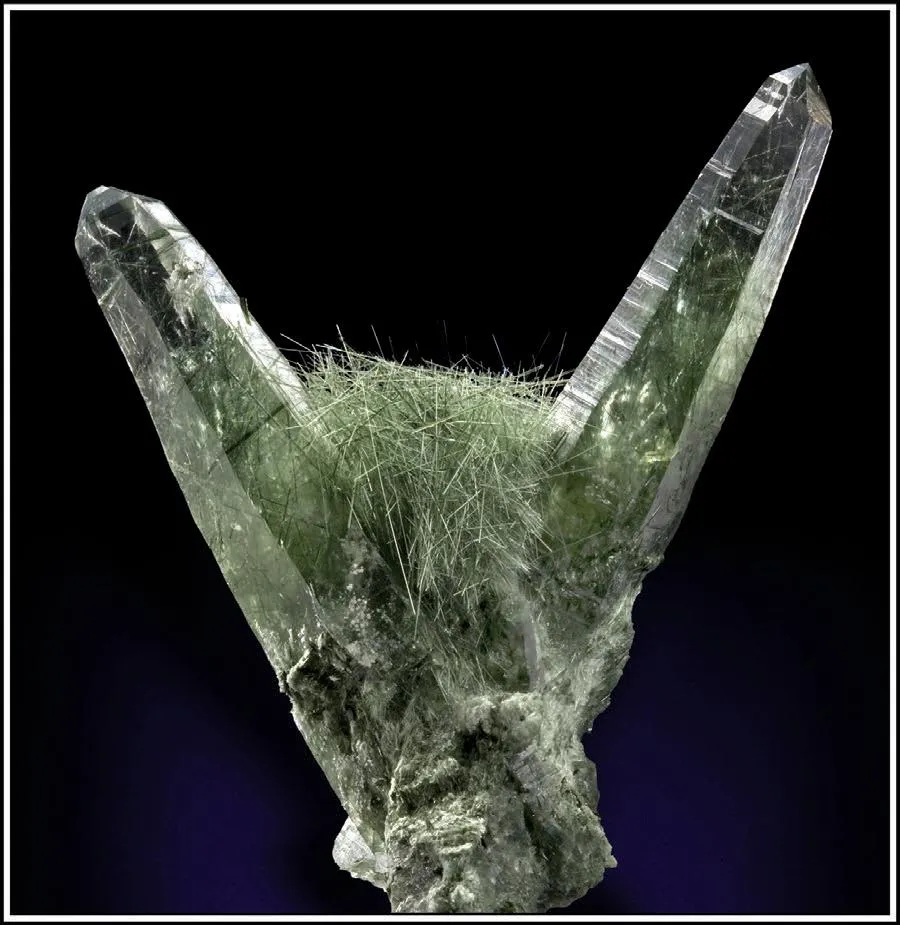 Quartz with Actinolite - image 1