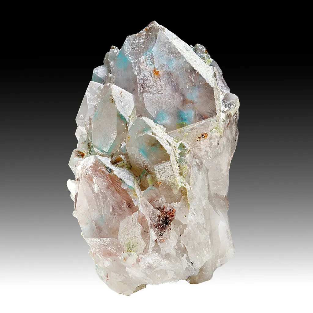 Quartz with Ajoite image