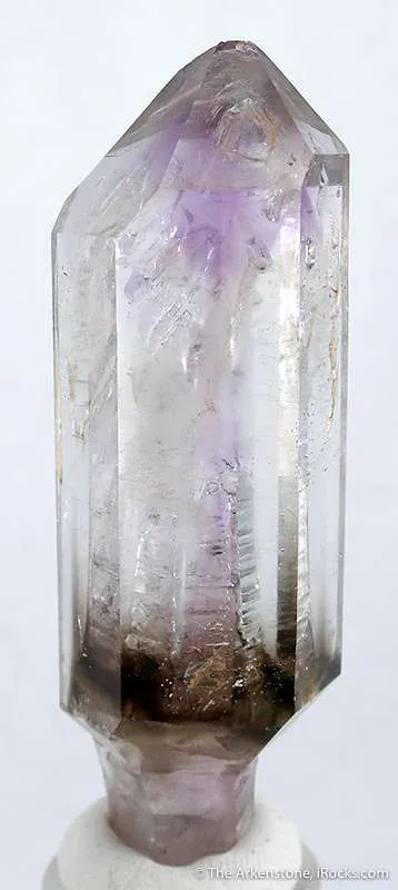 Quartz With Amethyst image