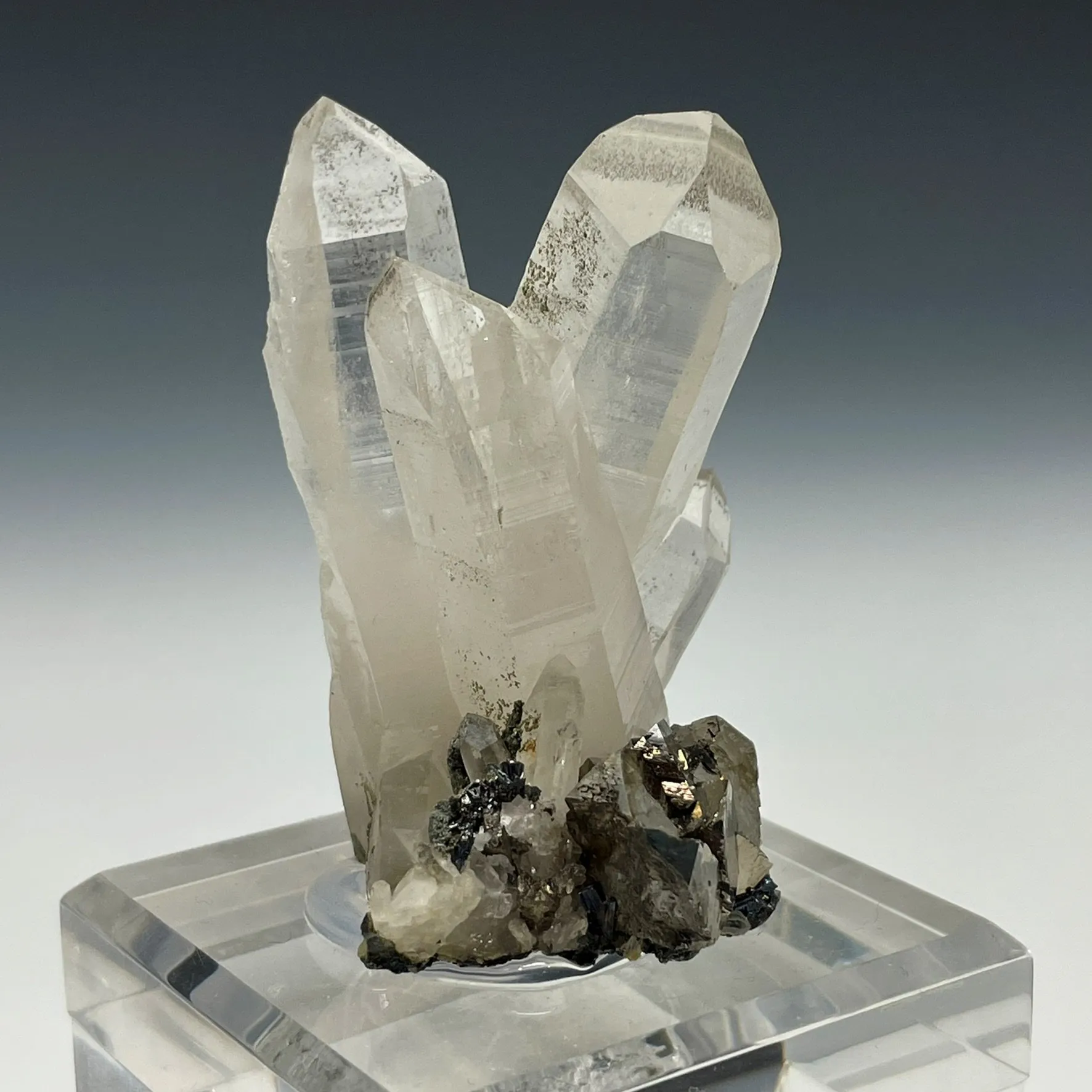 Quartz with Arsenopyrite - image 2
