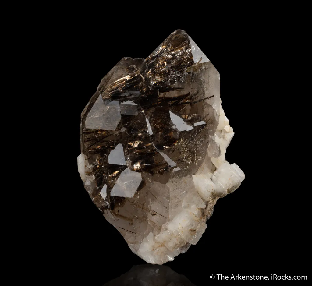 Quartz with Astrophyllite inclusions - image 2