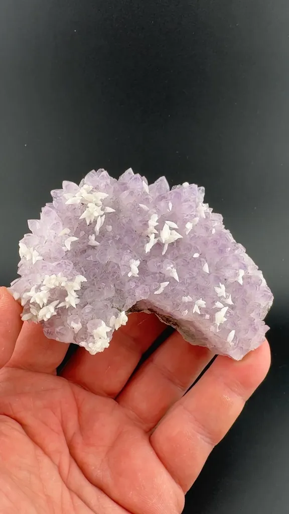 Quartz with Calcite image