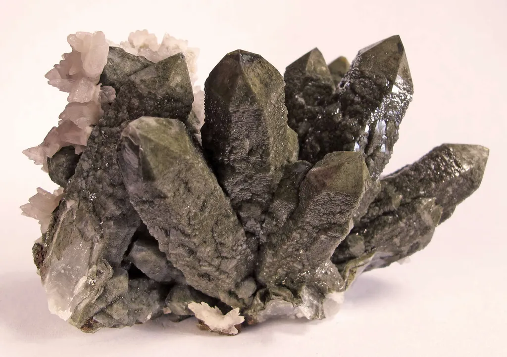 Quartz With Calcite - image 4