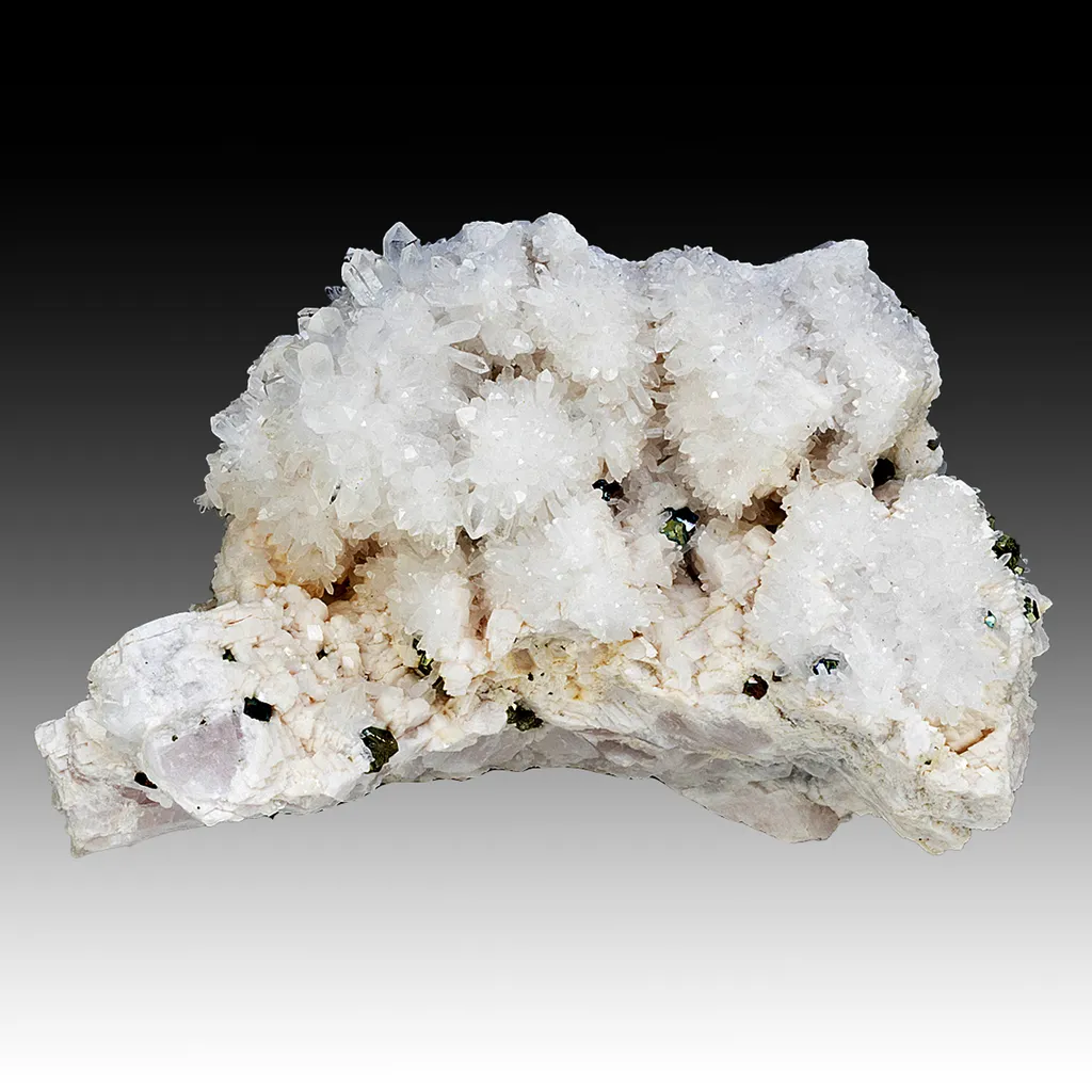 Quartz with Calcite, Pyrite image