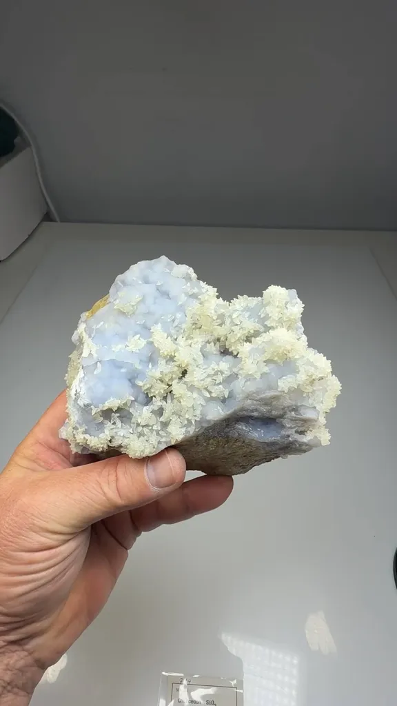 Quartz with Calcite, Siderite - image 2