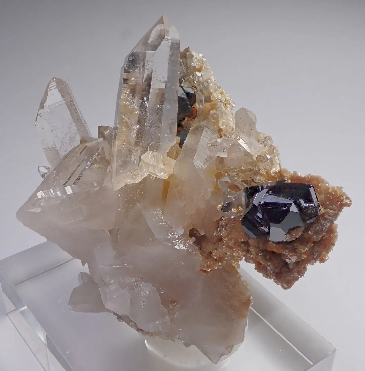 Quartz with Cassiterite - image 3