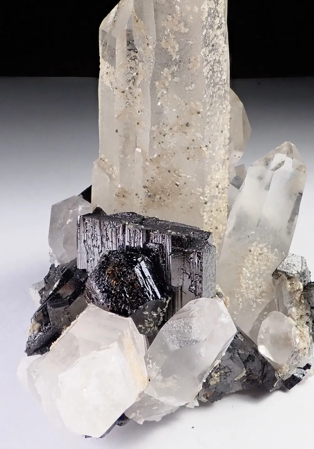 Quartz with Cassiterite and Ferberite - image 2