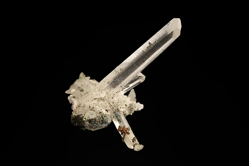 Quartz with Chalcopyrite, Calcite and Dolomite - image 4