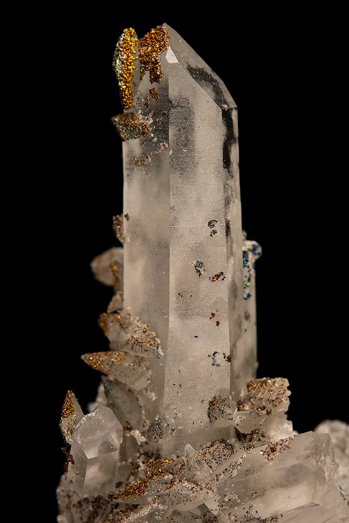 Quartz with Chalcopyrite, Calcite and Dolomite - image 2