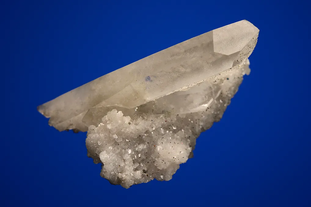 Quartz with Chalcopyrite, Calcite and Dolomite - image 3