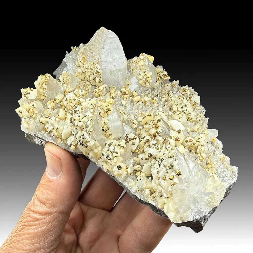 Quartz with Chalcopyrite, Dolomite image