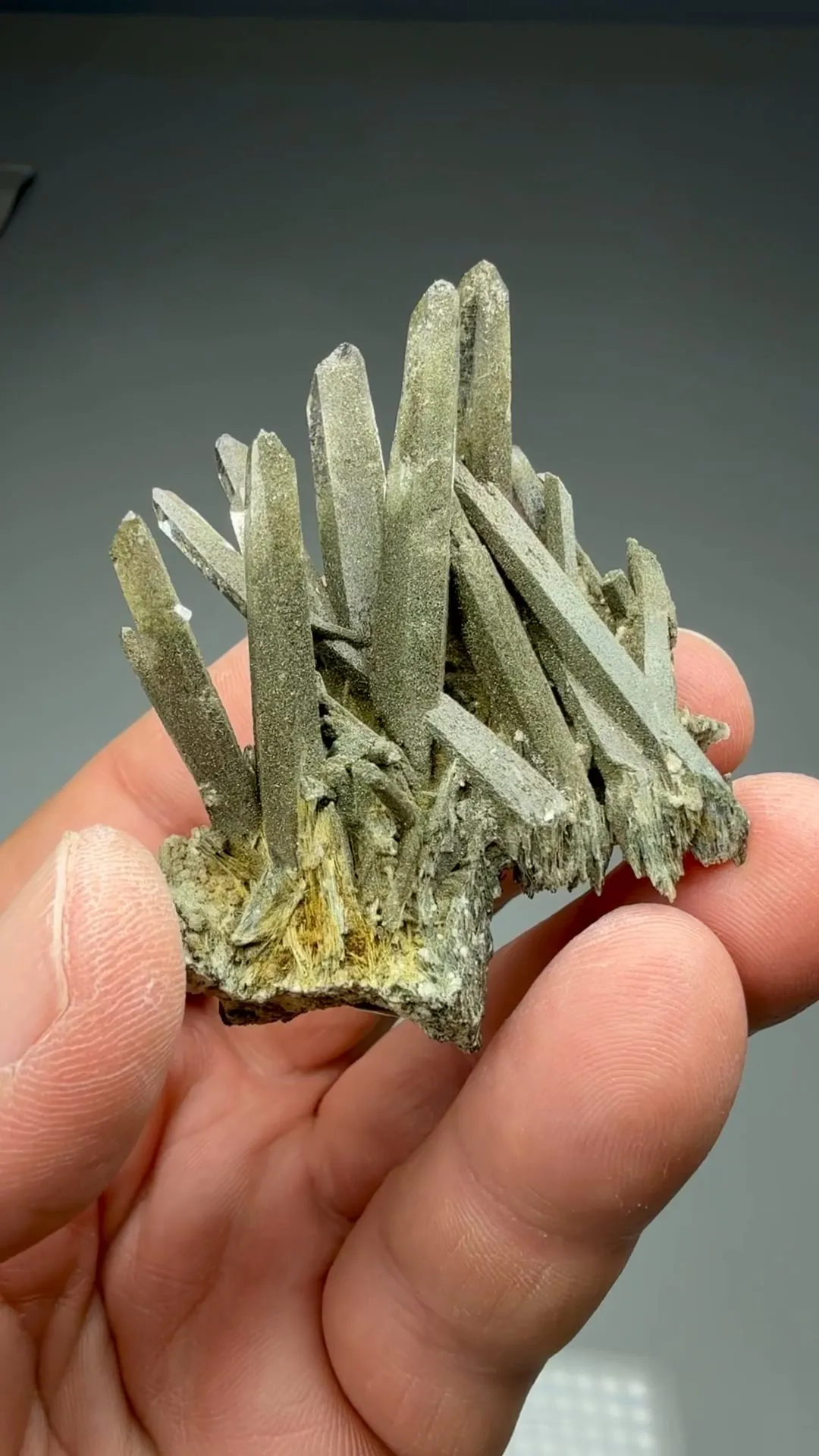 Quartz with Chlorite - image 2